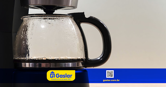 Aprenda a limpar a cafeteira elétrica com as nossas instruções!