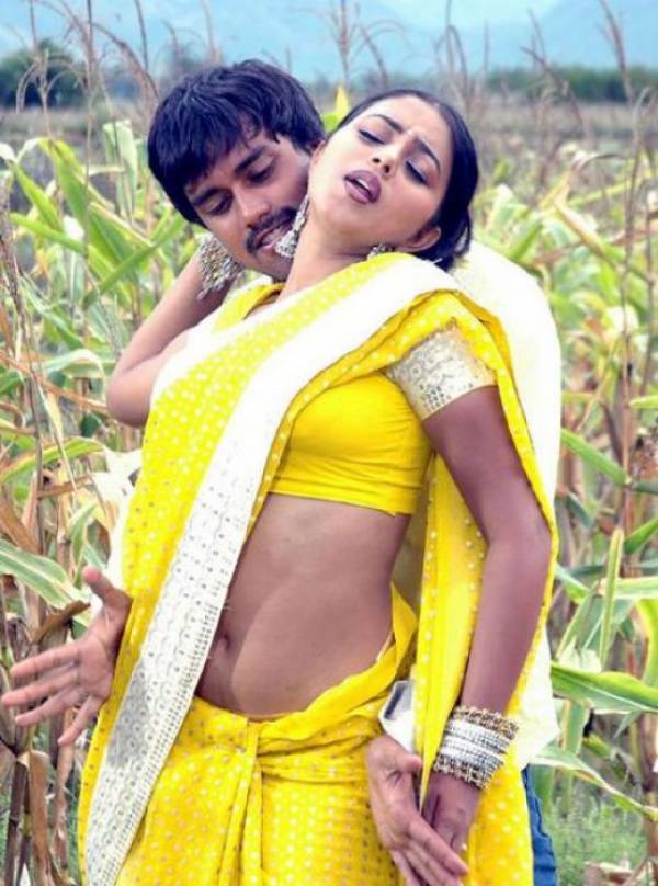 Tamil Movie Poorna Still Actress Latest Spicy Photos Gallery