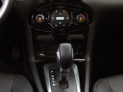 Ford Fiesta 2014 Branco Automático