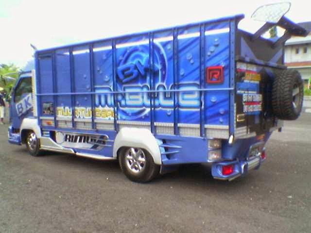 Foto gambar  mobil full  variasi truk  canter keren 