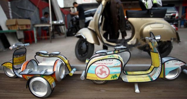 Cara Membuat Miniatur Vespa  dari  Kaleng  Bekas  Ariel Adyatna