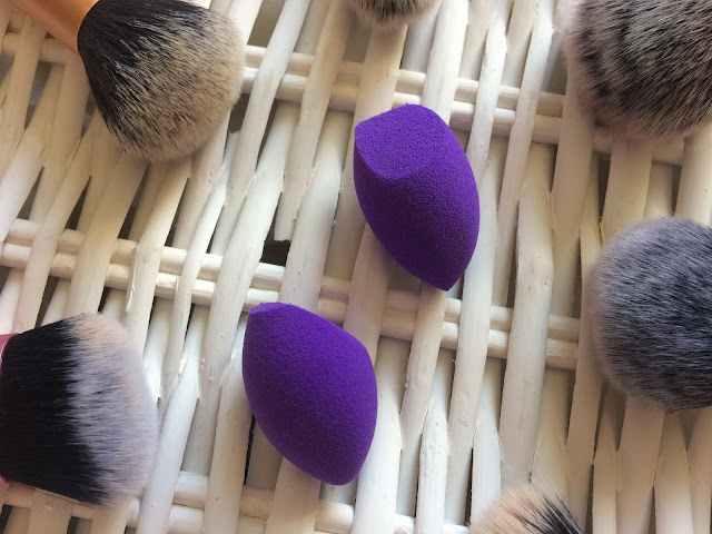 real techniques mini earser sponges