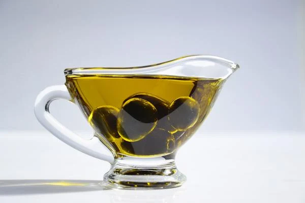 Mix Lemon Juice and Olive Oil for Amazing Benefits