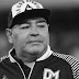 Diego Maradona meninggal dunia