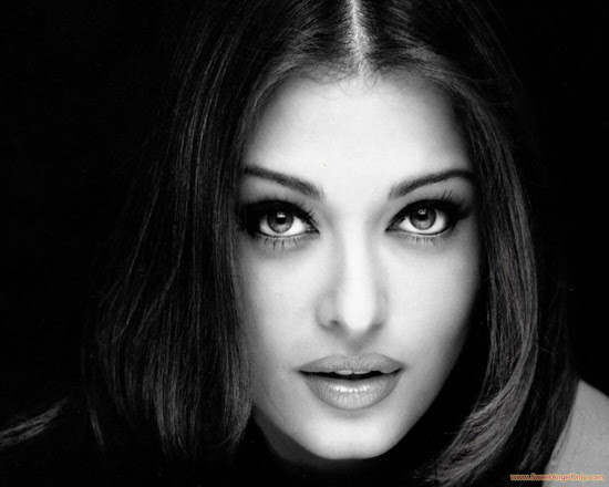 aishwarya_rai_black_and_white