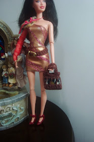 Cinto e bolsa de crochê  acessórios para Barbie criados por Pecunia MM