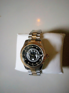 Unisex Classic Analogue Bracelet Strap Rolex Wristwatch -Gold/silver & Gold Available