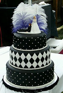 Wedding Cakes in Black & White