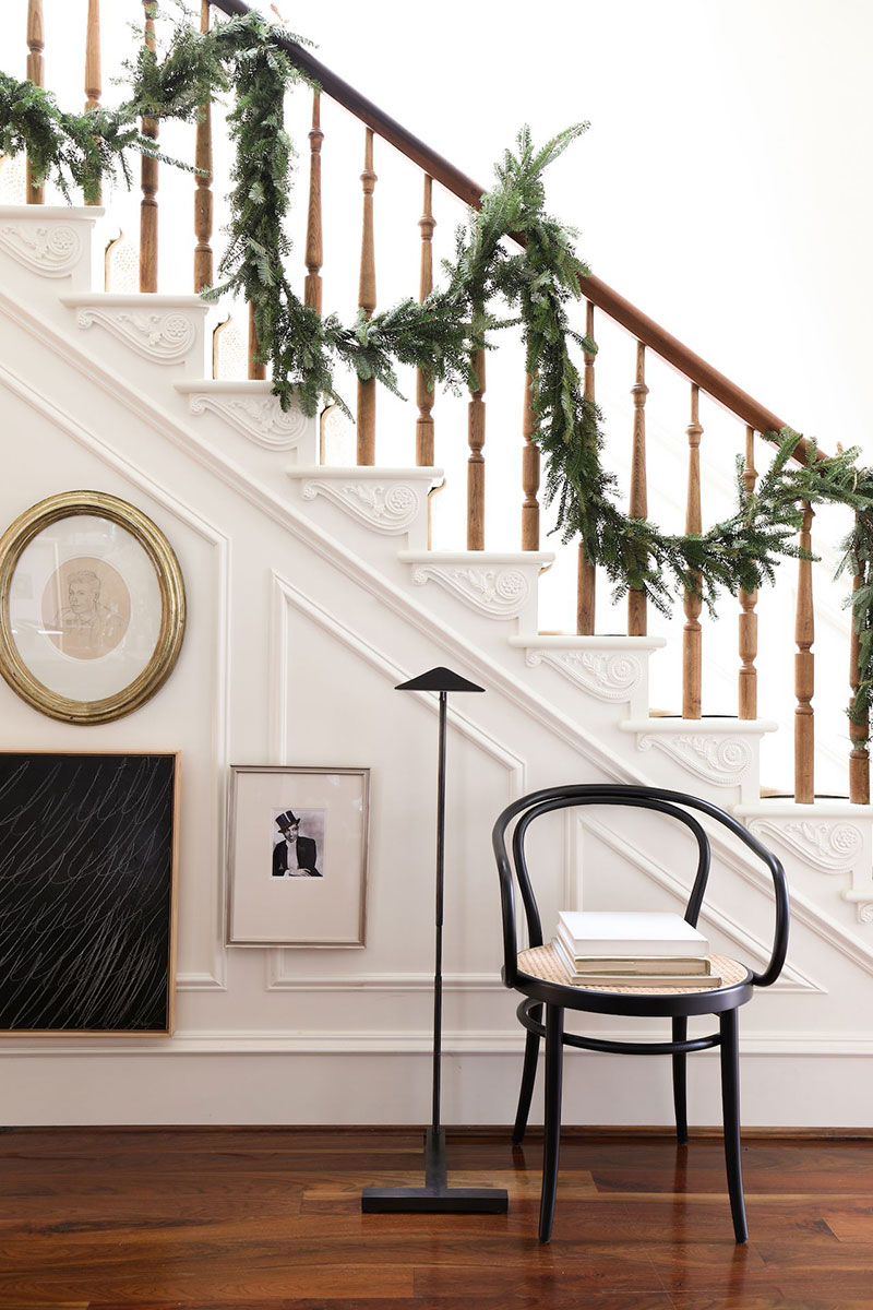 Elegant festive interiors (American designer Josh Young, townhouse in Washington)