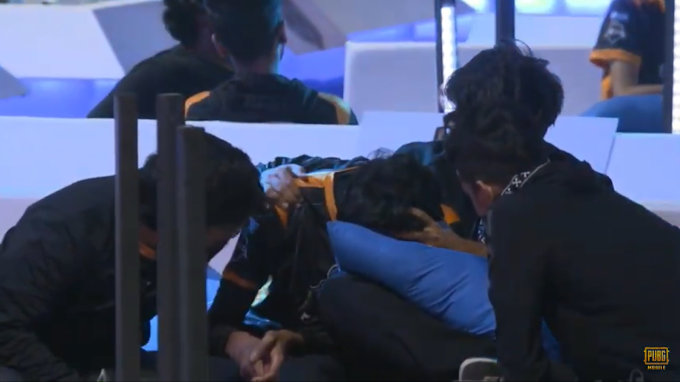 Soul clutch God get Emotional  After Coming 2nd place 