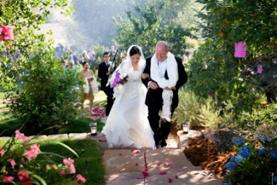 Wedding Ceremony Place on Buddhist Wedding Ceremony Took Place Outdoors At Their Home