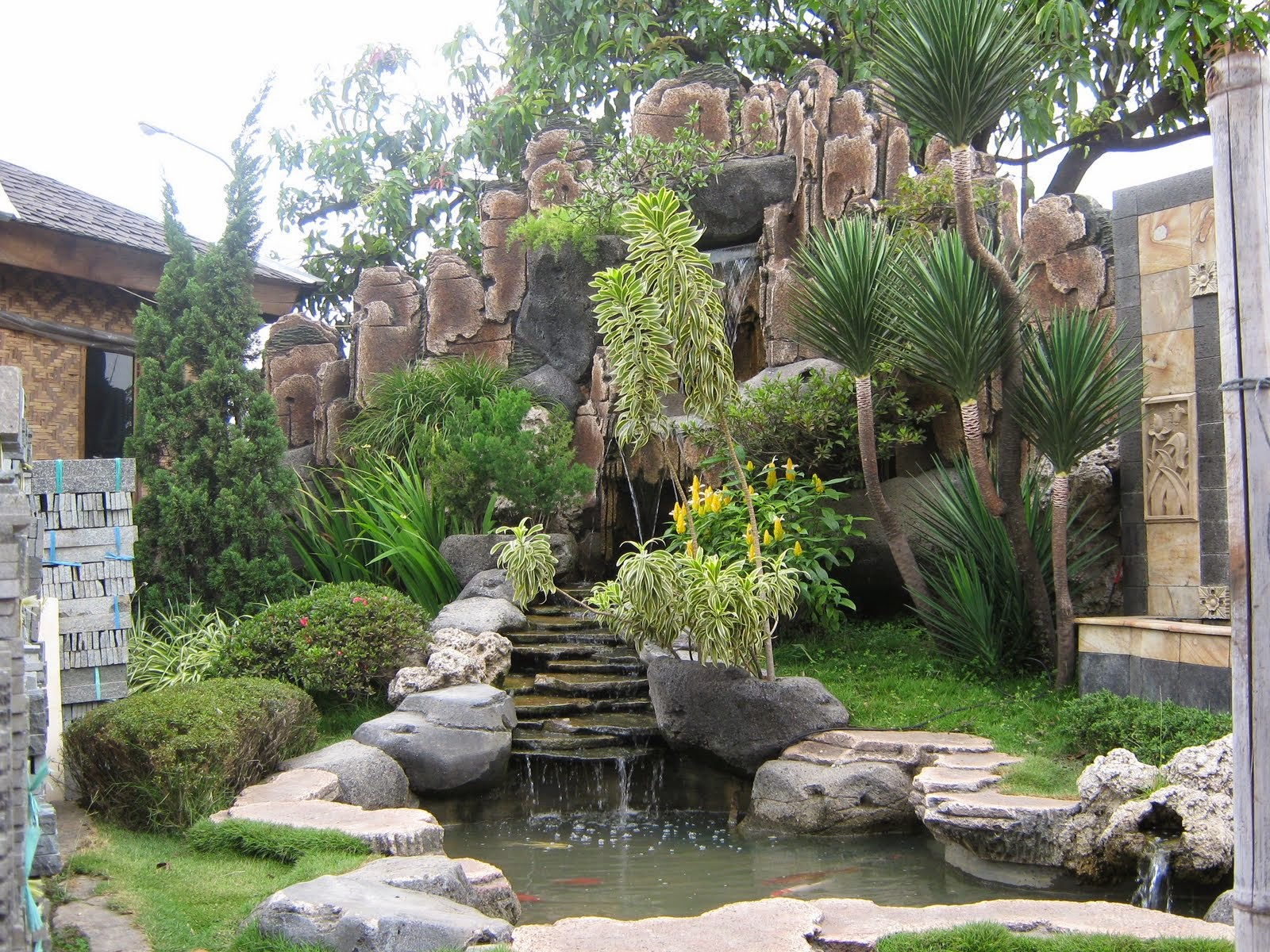 LANSKAP KOLAM AIR  TERJUN  Rumah Idaman