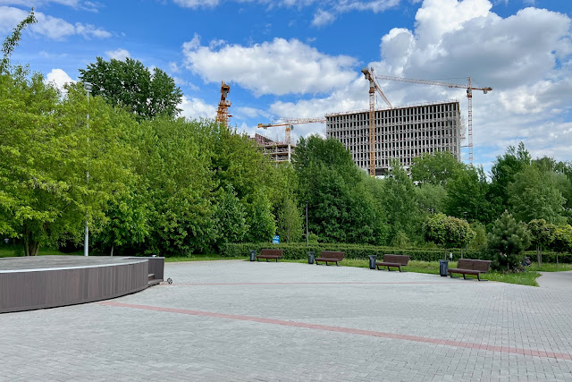 Парк имени 50-летия Октября, строящийся жилой комплекс «Интеграл»