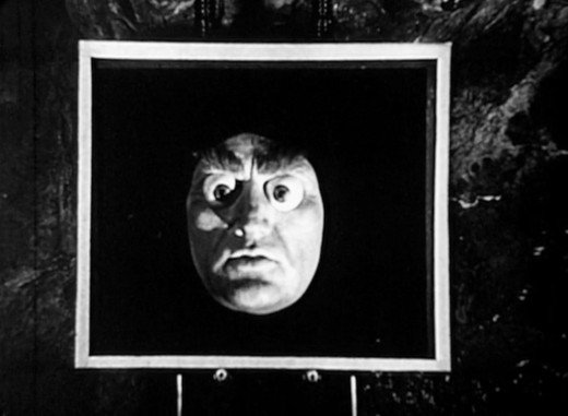 Screenshot - The alien commander communicates from a viewscreen in Killers from Space (1954)