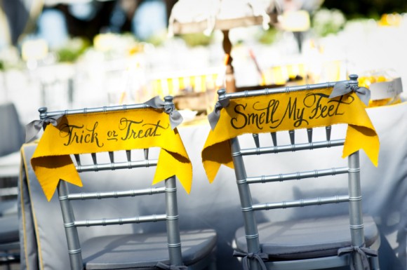 Be sure to check out the full post for chic Halloween wedding ideas