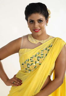 Iniya (Actress)