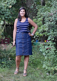 Itch to Stitch Lago Tank pattern review by the Itinerant Seamstress.