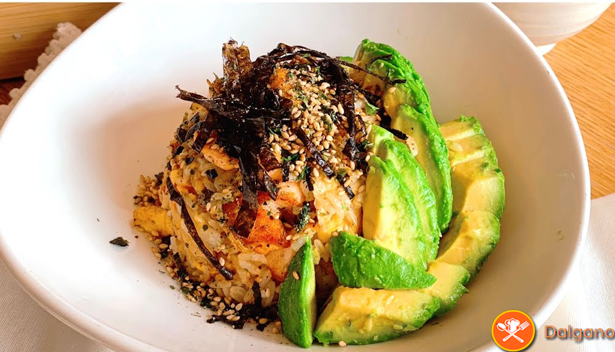 How to Cook Japanese Salmon & Avocado Rice