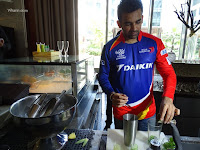 Zaheer Khan Preparing Mocktail