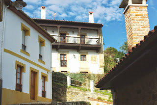 Colunga, Lastres, casona de Pedro Suérperez