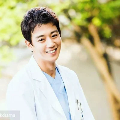 dr. Hong - pic by Vebma