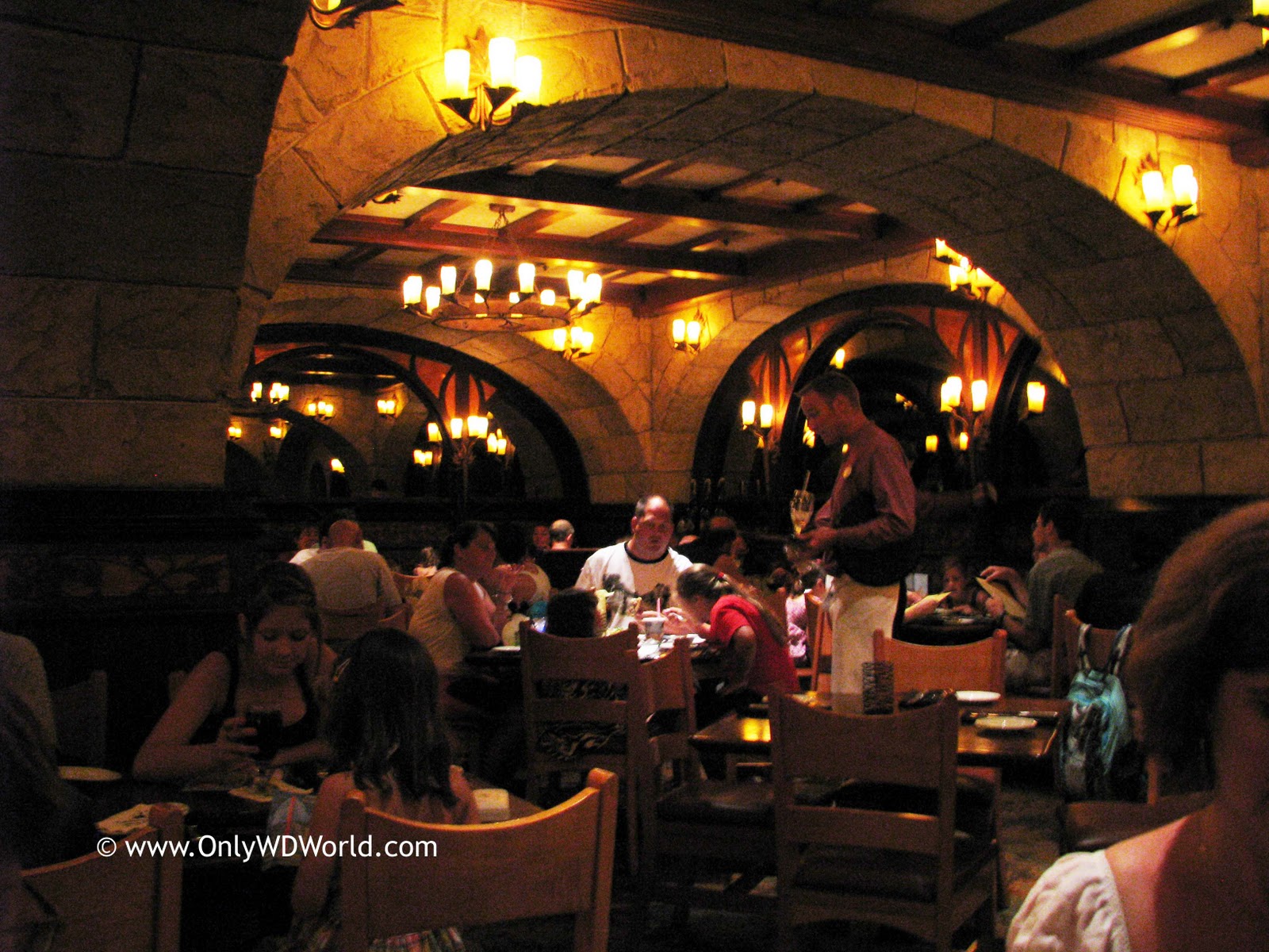 is disney dining plan worth it 2012