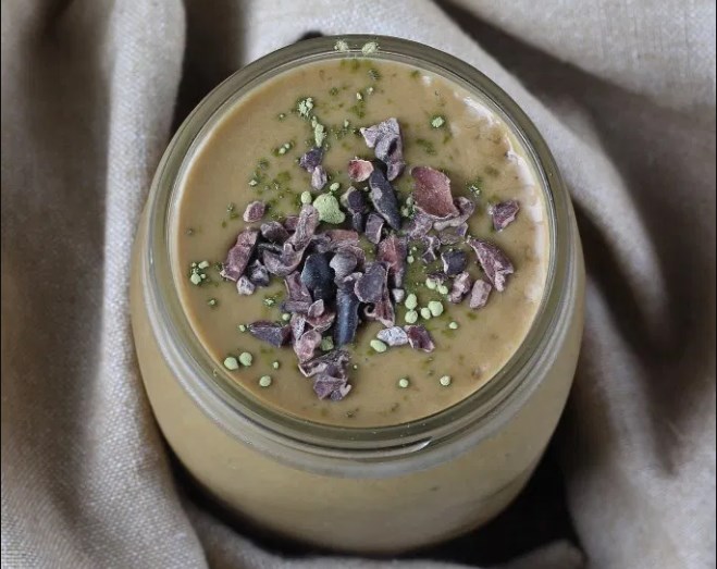 Cacao Matcha Smoothie #healthy #drinks