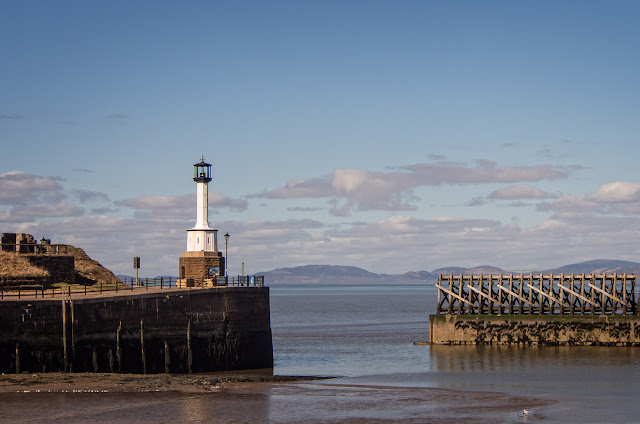 Photo of Maryport lighthouse in the sunshine