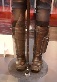 Hawkeye costume boots Avengers Endgame