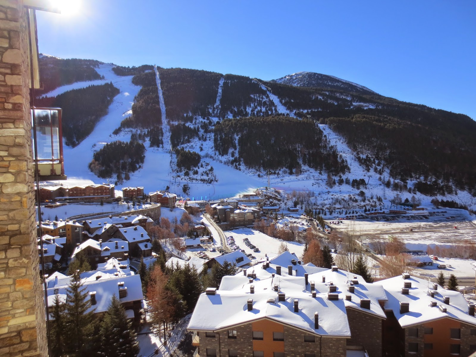 buy apartment €300.000 To buy I Ski apartment in Andorra I Grandvalira  El Tarter  | 1600 x 1200