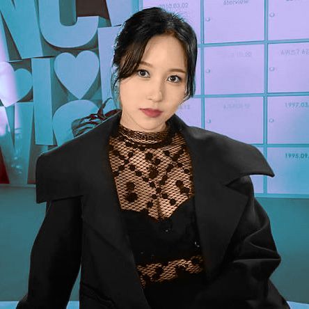 Twice Mina in Black