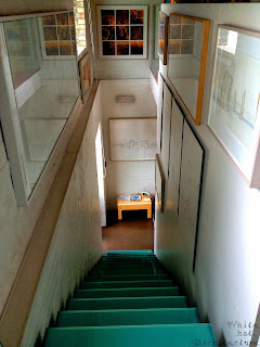 Vista de las Escaleras de Artchive - Philip Hughes Studio via blog White Hat Architecture