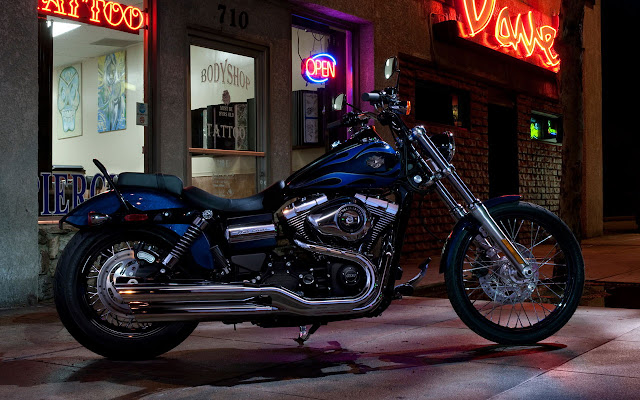 2012-Harley-Davidson-FXDWG-Dyna-Wide-Glide