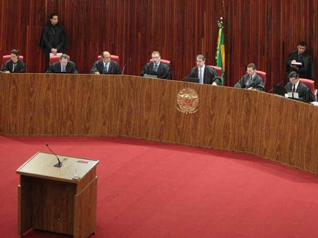 TSE volta do recesso forense nesta segunda com sessão plenária