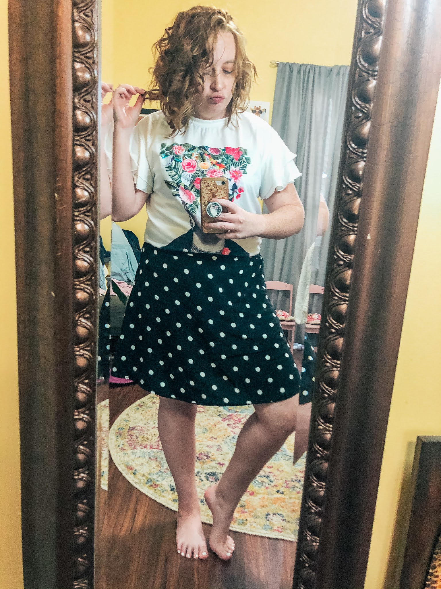 frida-kahlo-shirt-polka-dot-skirt