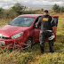 PM RECUPERA CARRO ROUBADO DENTRO DE MATAGAL NO BAIRRO BARROCAS EM MOSSORÓ-RN