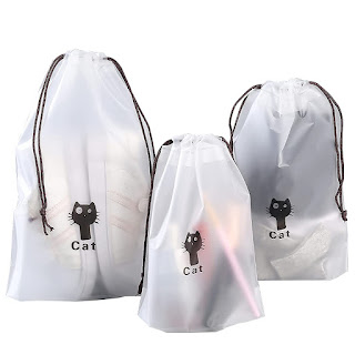 "Discover must-have Amazon travel and storage essential products list"