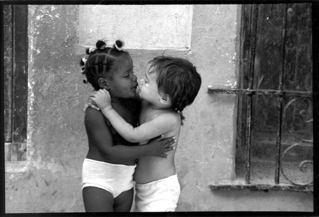 black and white kissing photos. lack and white photography