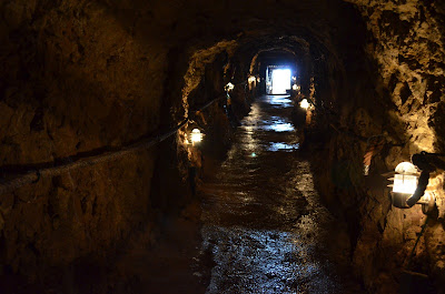 entrando en mina esperanza, olmos de atapuerca, burgos