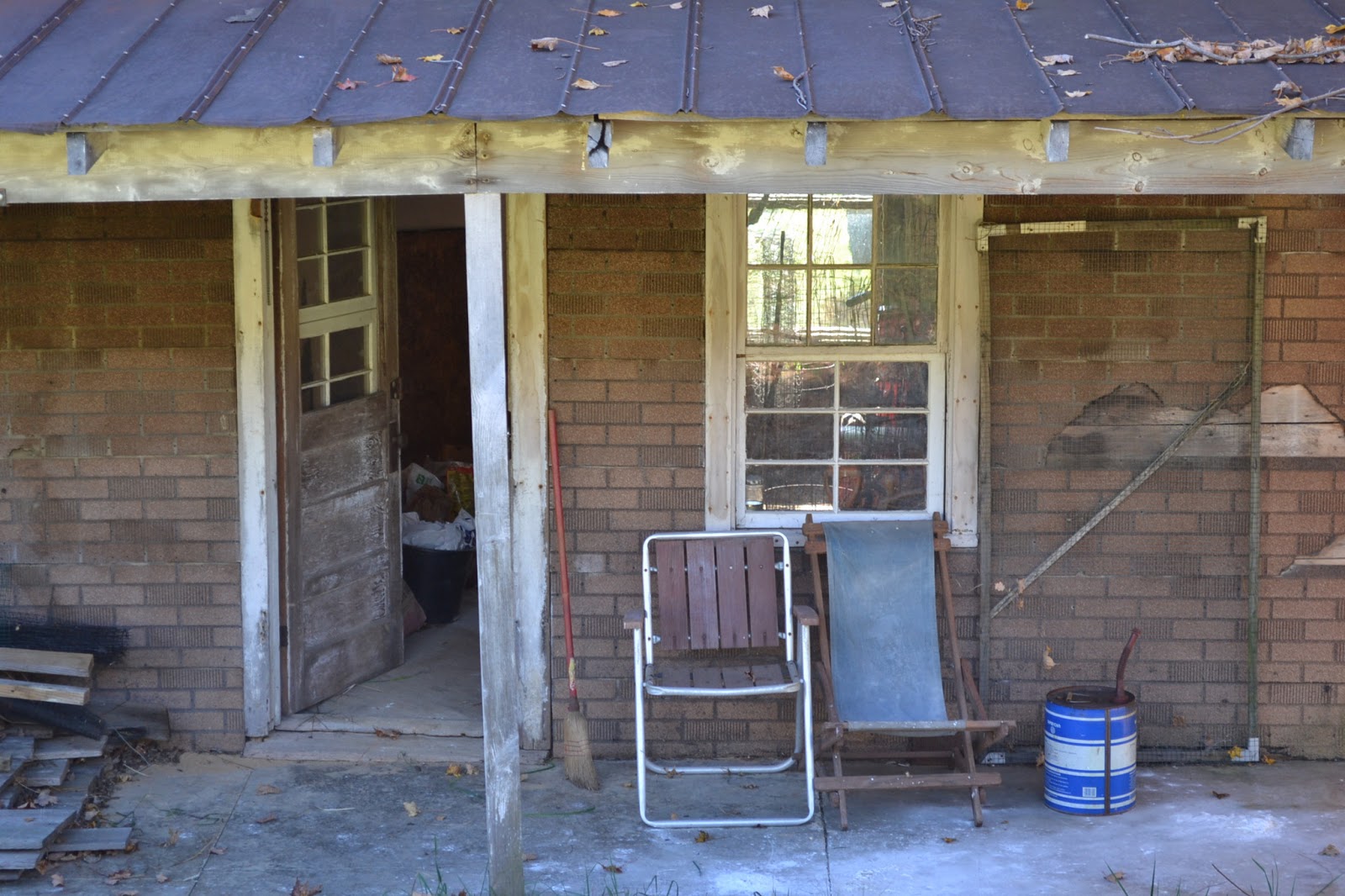  and there was enough to cover the 12x8 foot shed with a 4 foot porch