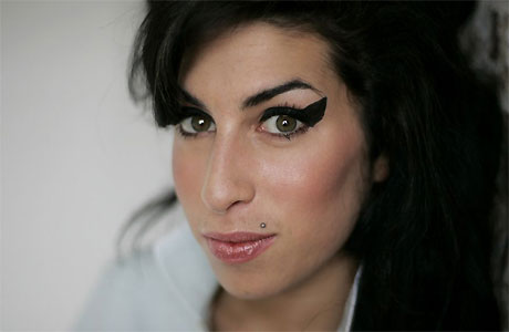 Rest in peace Amy Winehouse Amy Winehouse Posted by DoYouNoah at 1650