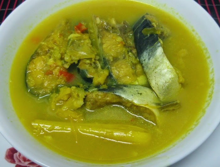 Ikan Patik Masak Bumbu Kuning