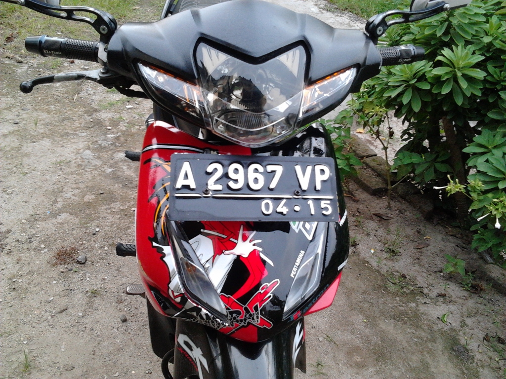  Gambar  Modifikasi Stiker Motor  Revo  Fit Modif Sticker