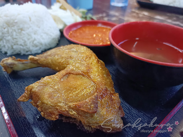 Buka Puasa 8 Ramadan di Ayam Penyet Wong Jowo, Bintulu, Sarawak