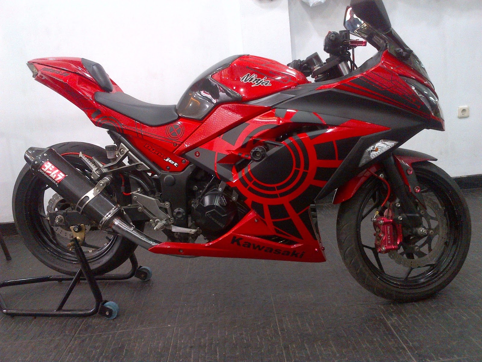 Modifikasi Motor Ninja 250 Merah Images