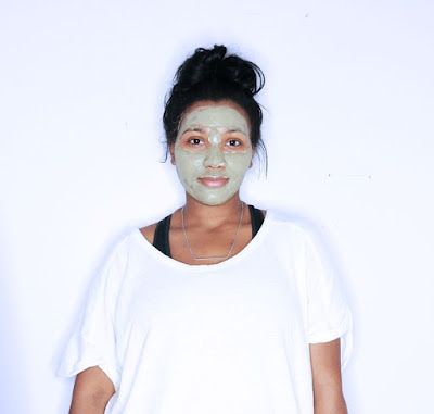 Review mặt nạ thảo dược 100% Pure Herbal Detox Mask