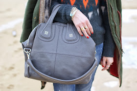 Grey Givenchy Nightingale bag, BVLGARI BZero ring, Fashion and Cookies, fashion blogger