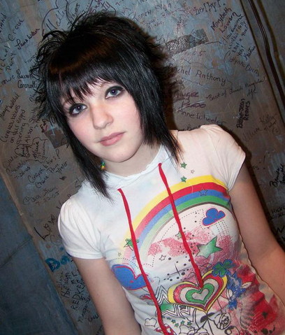 hairstyles for girls 2011. short emo hairstyles for girls