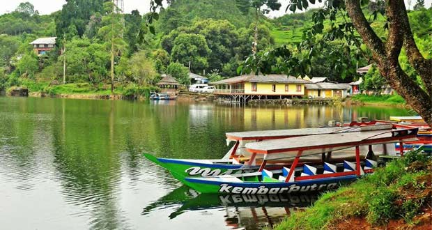 10 Tempat Wisata Alam Di Bandung Yang Wajib Dikunjungi