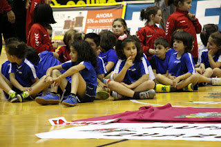 Presentación de los equipos del Club Balonmano Zuazo